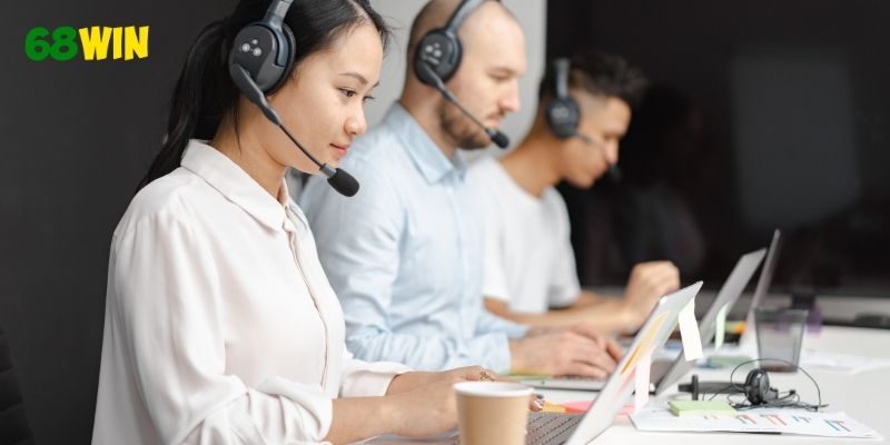 Hotline luôn sẵn sàng hỗ trợ bạn trong mọi tình huống cấp bách